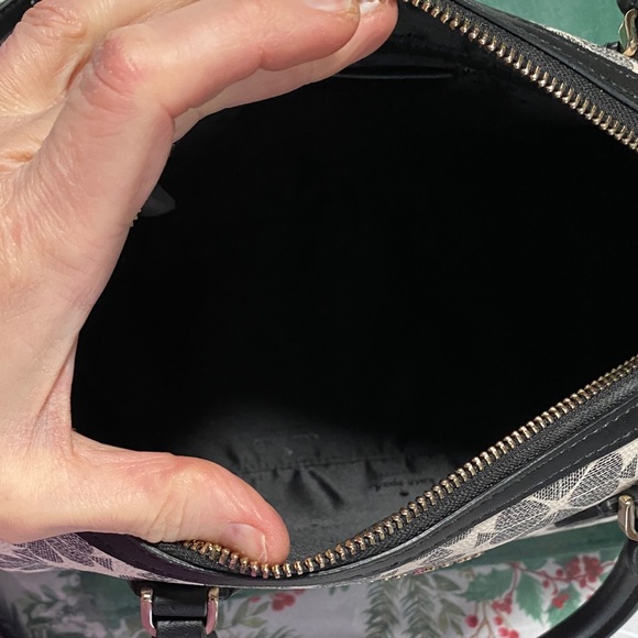 Kate Spade Black and Cream Satchel - Picture 5 of 10